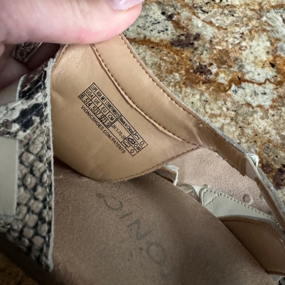 Vionic Lupe Sandals Womens 6.5M - Picture 7 of 8